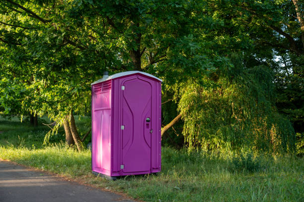 Best Portable restroom trailer rental  in Calcutta, OH